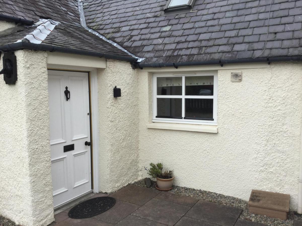 Three-Bedroom Old Cottage Free Parking Inverness Exterior foto