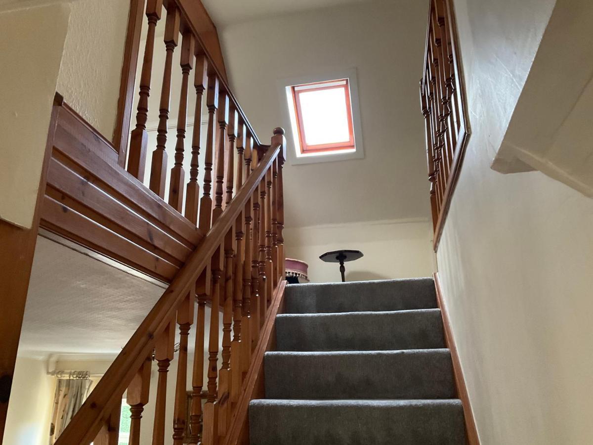 Three-Bedroom Old Cottage Free Parking Inverness Exterior foto